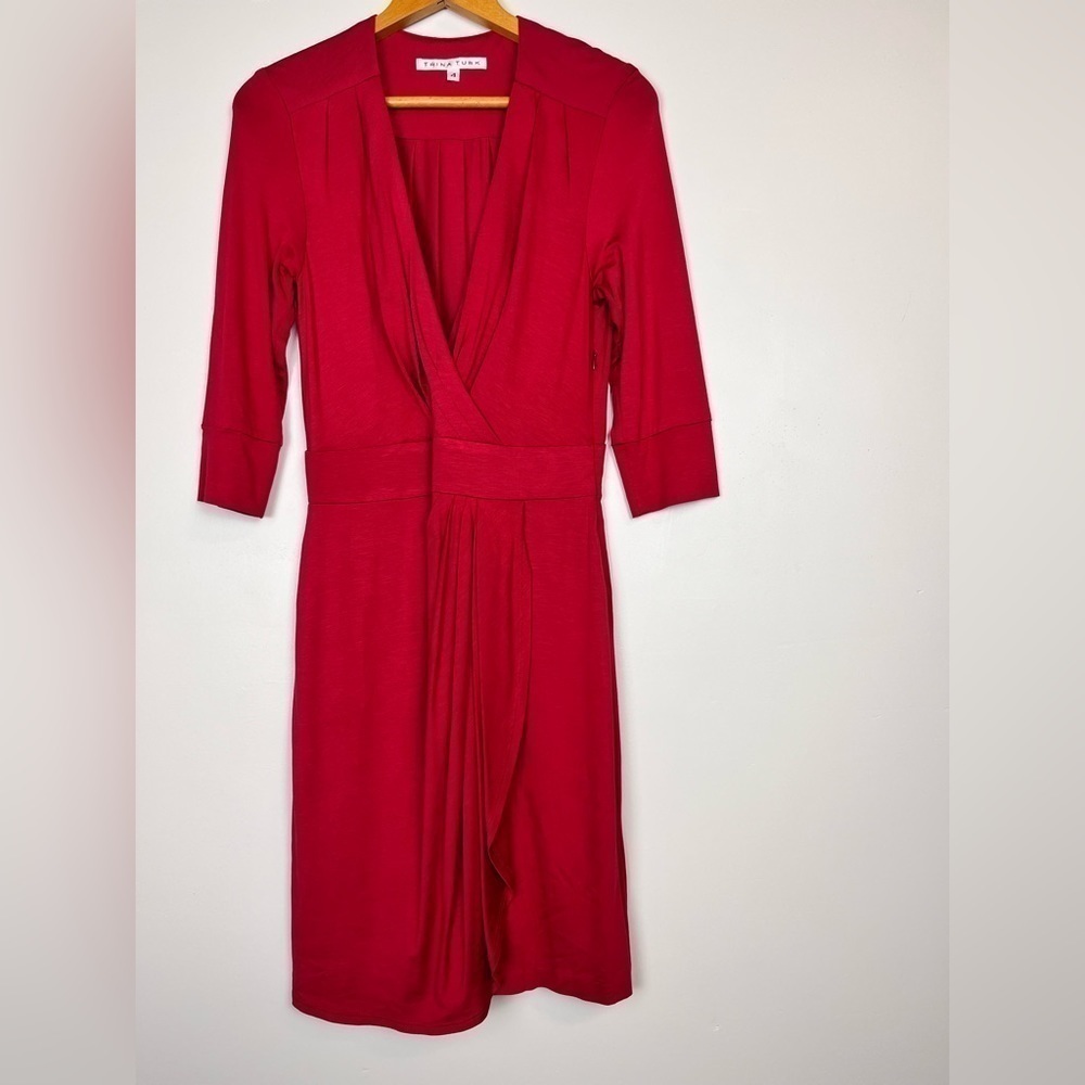 TRINA TURK RED DEEP V NECK LONG SLEEVE SOFT MIDI DRESS SIZE 4‎